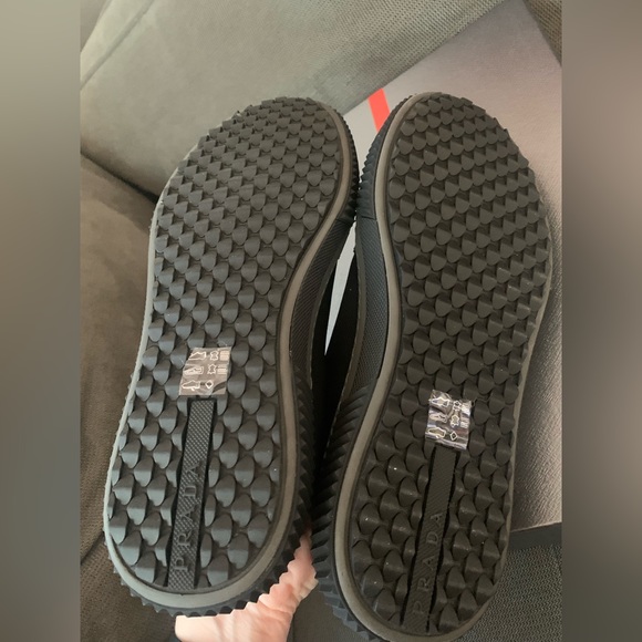 Prada Men's Black Leather Stratus Sneaker 4E3058 NIB size 6.5 - Picture 5 of 10